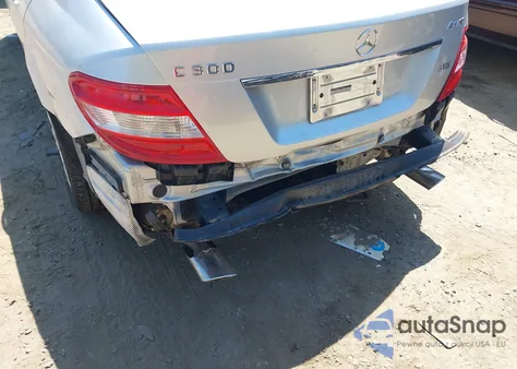 2010 Mercedes-Benz C 300 Luxury 4Matic/Sport 4Matic from USA, damaged, VIN WDDGF8BBXAR105044